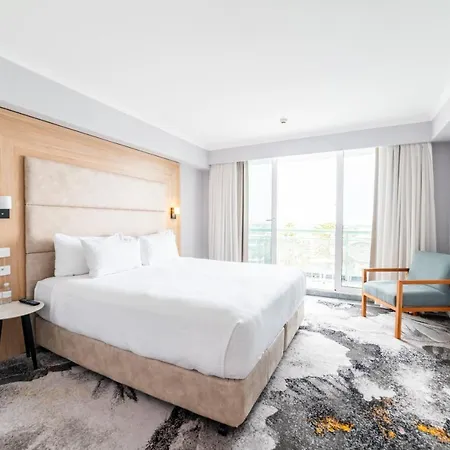 Novotel Sydney Brighton Beach Exterior photo